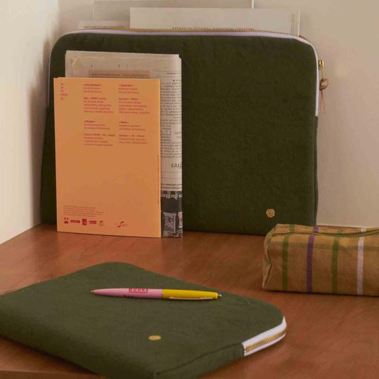 Dark Green iPad/Tablet Case